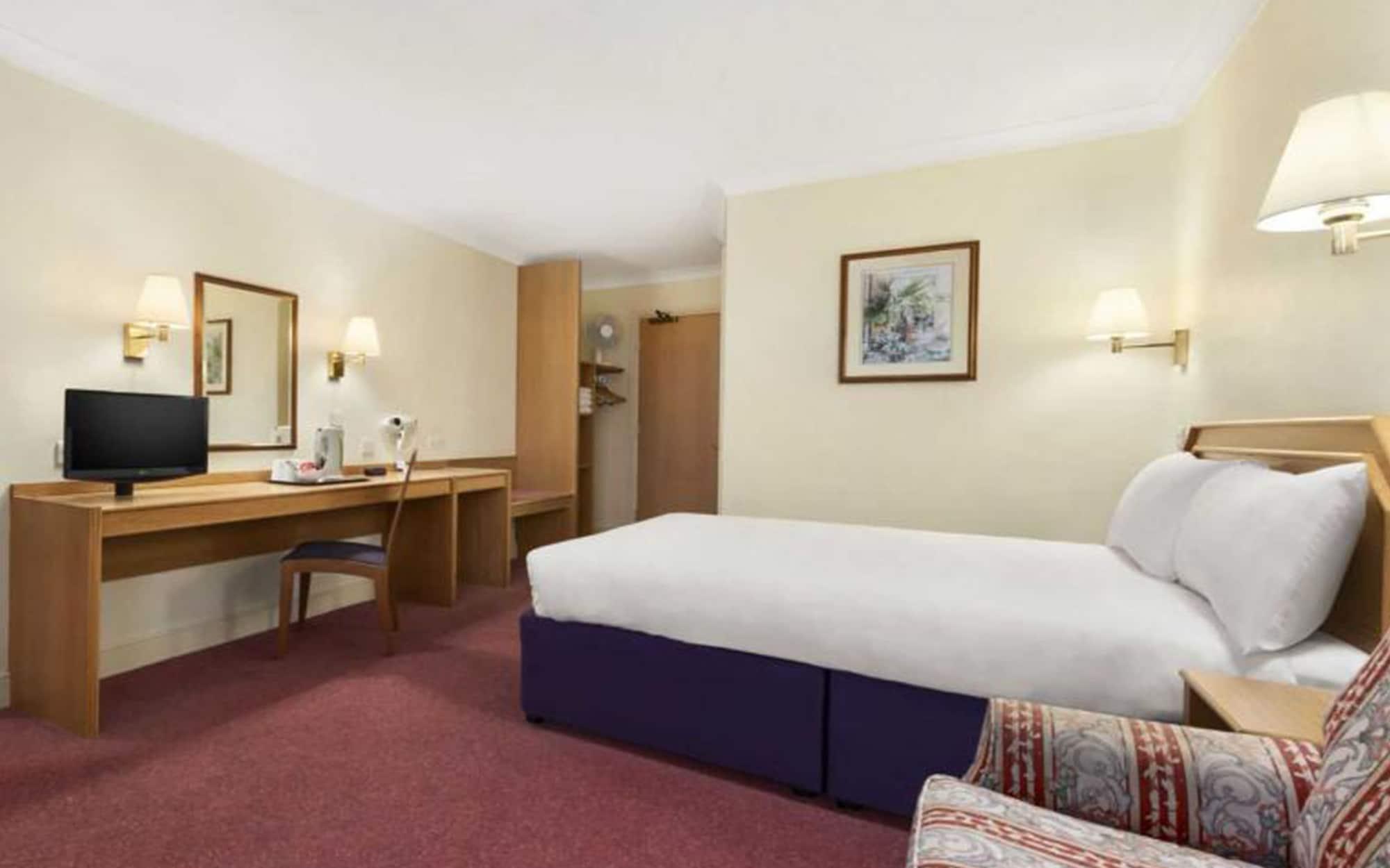 Days Inn Chester East Exterior foto