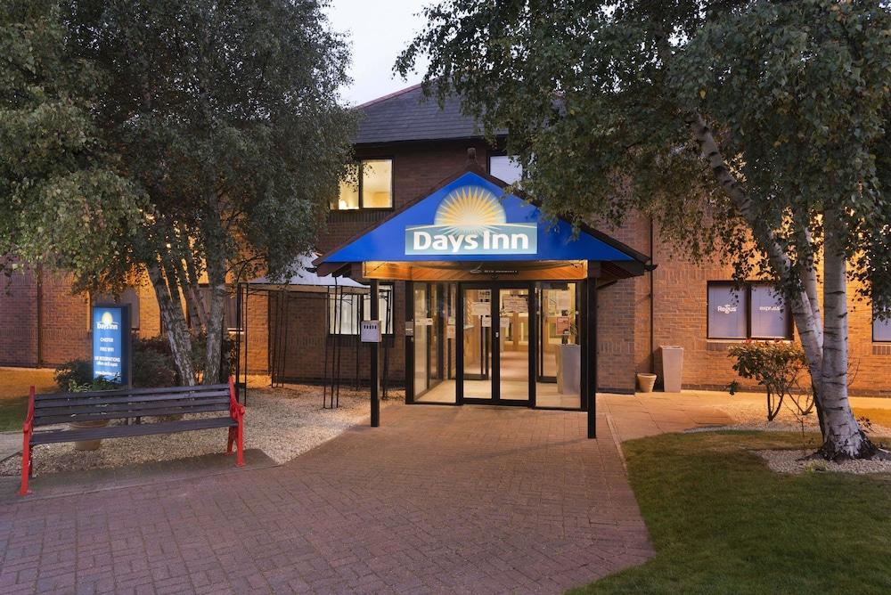 Days Inn Chester East Exterior foto